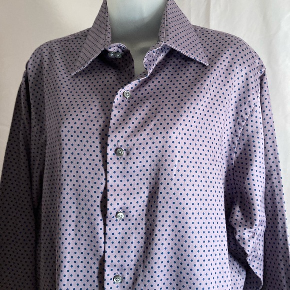 Large button down top - Picture 10 of 12